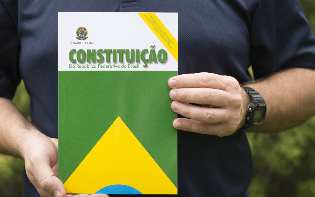 5 de Outubro: O Dia da Constituição de 1988